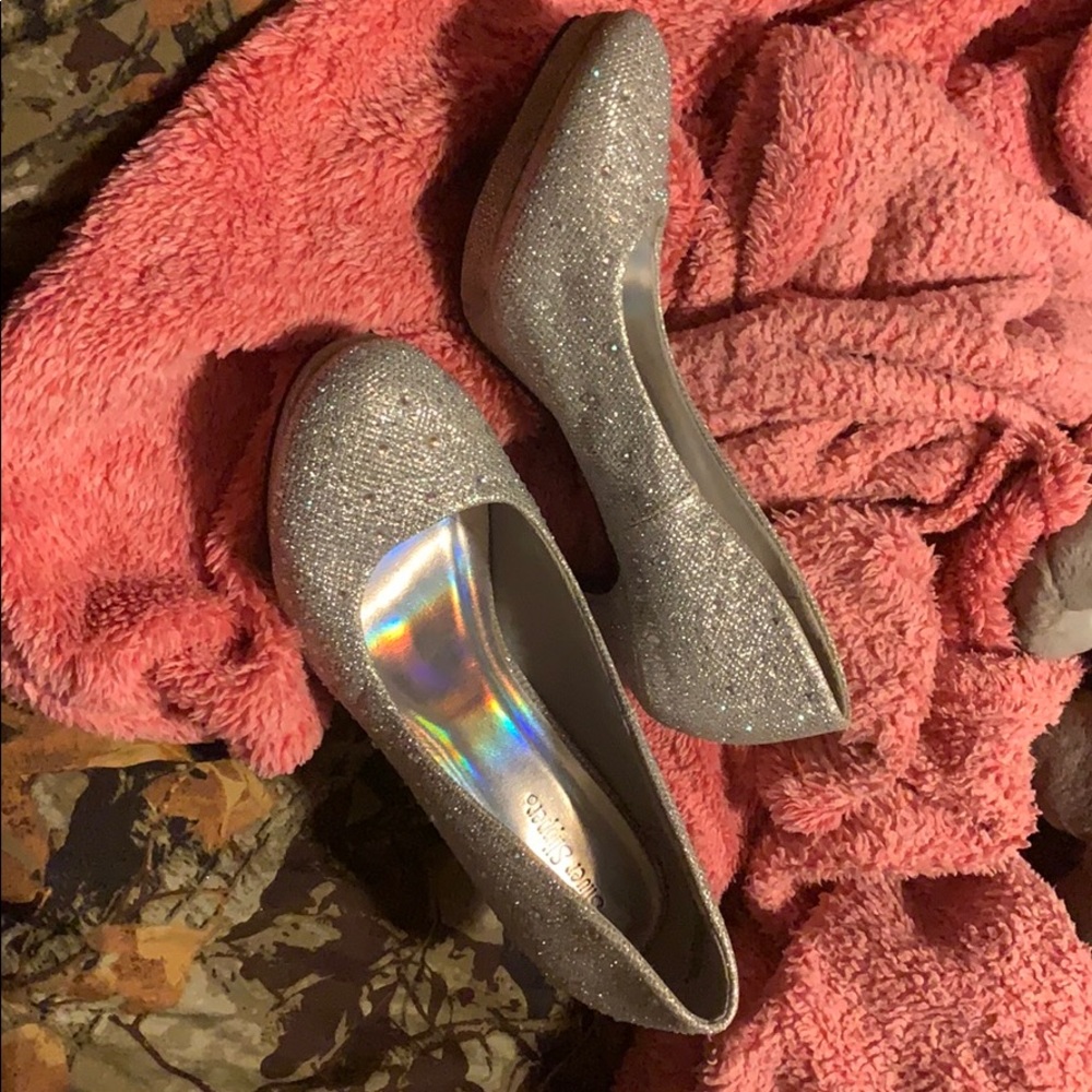 Silver heels